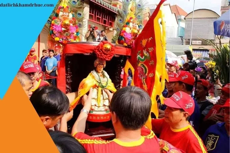 Các nghi thức trong Lễ hội chùa bà