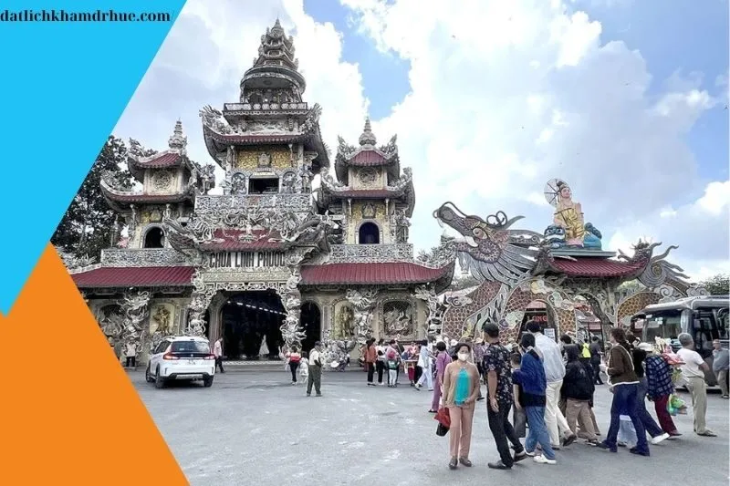 Kiến Trúc và Các Đặc Điểm Nổi Bật Của Chùa Linh Không Đàn