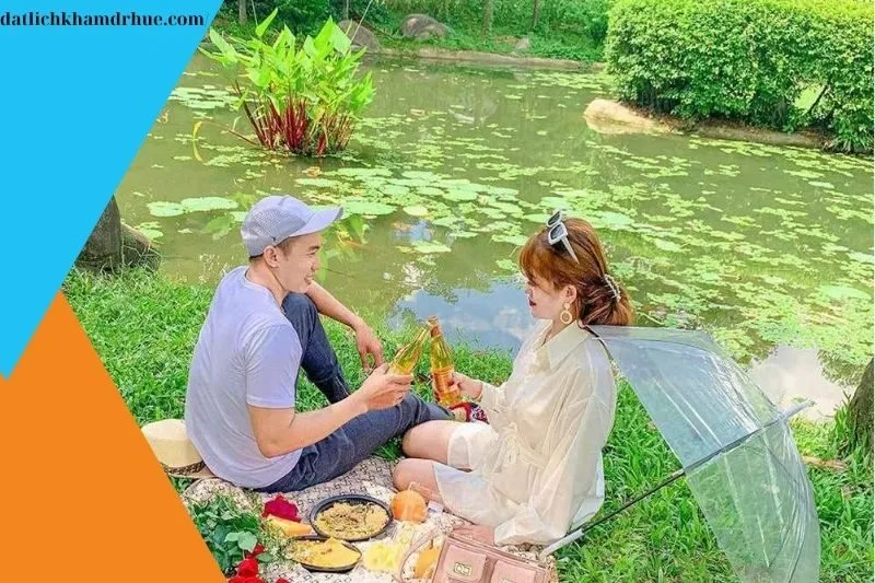 Thời Gian Mở Cửa Và Phí Dịch Vụ