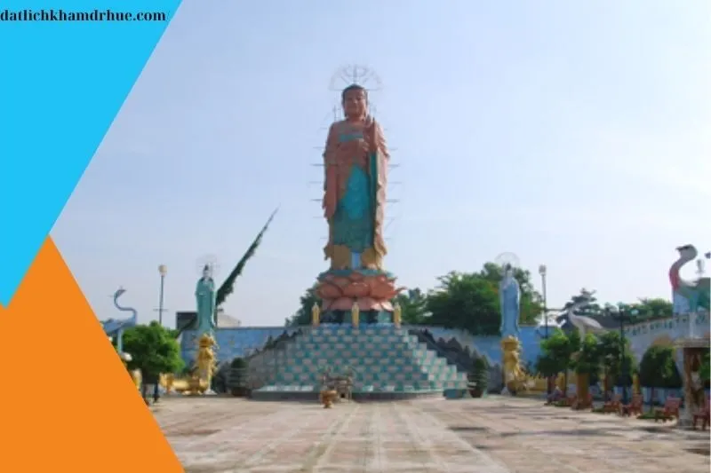 Trụ trì Chùa Đức Hòa Dĩ An và công tác hoằng dương Phật pháp